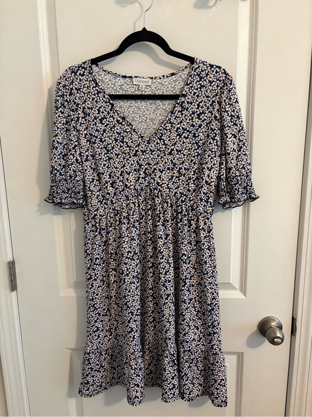 LUXOLOGY Navy & Cream Floral V-Neck Dress